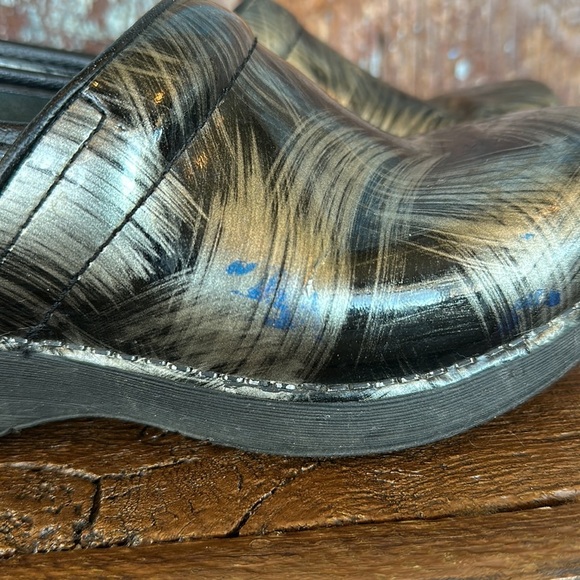 Dansko Pewter Brush Clog Size 38 - Picture 3 of 16